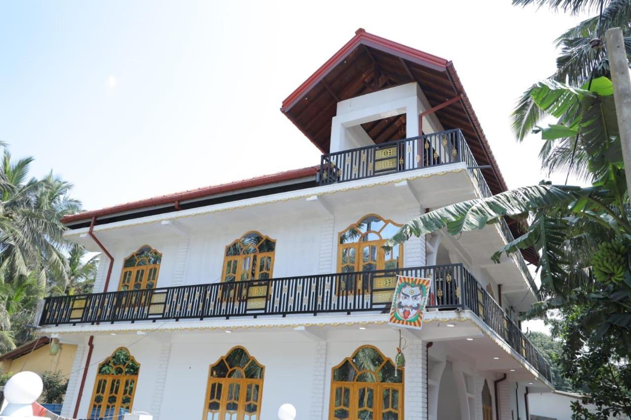 J & J Homestay Джафна Екстериор снимка
