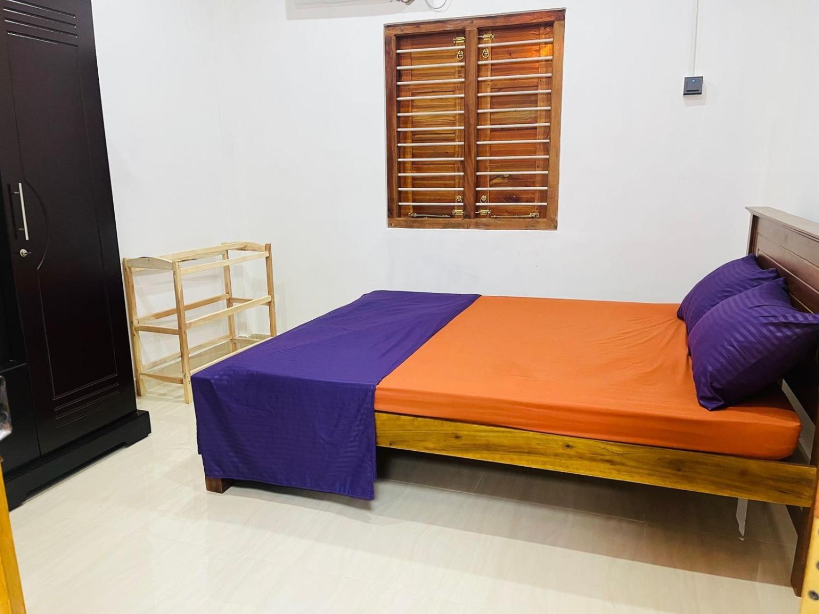 J & J Homestay Джафна Екстериор снимка