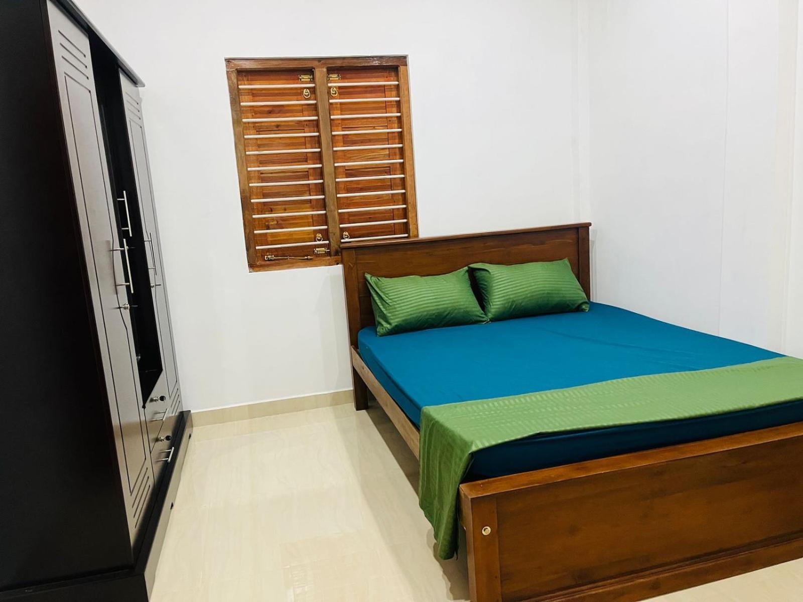 J & J Homestay Джафна Екстериор снимка